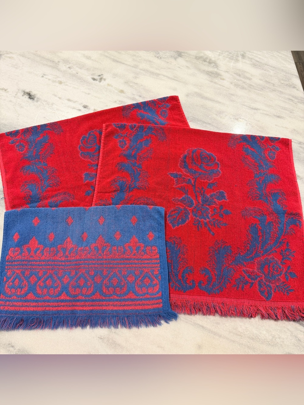 Vintage Red & Blue Towel Set Roses 2 Bath Towels 1 Hand Towel Fringe Cotton